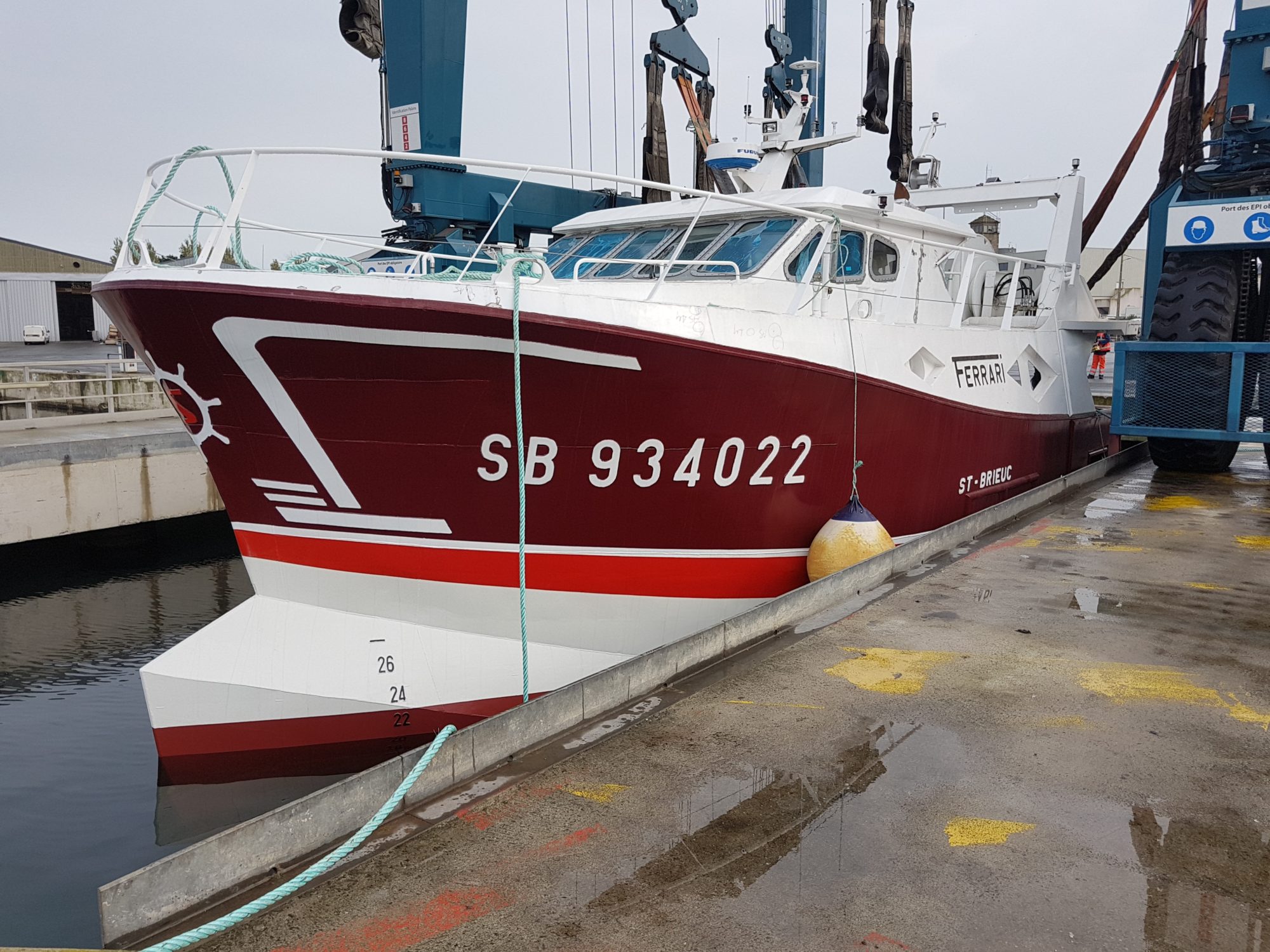 CHALUTIER PÊCHE ARRIÈRE 12M