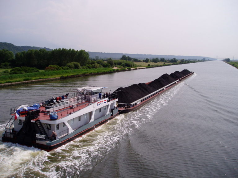 Bateaux fluviaux