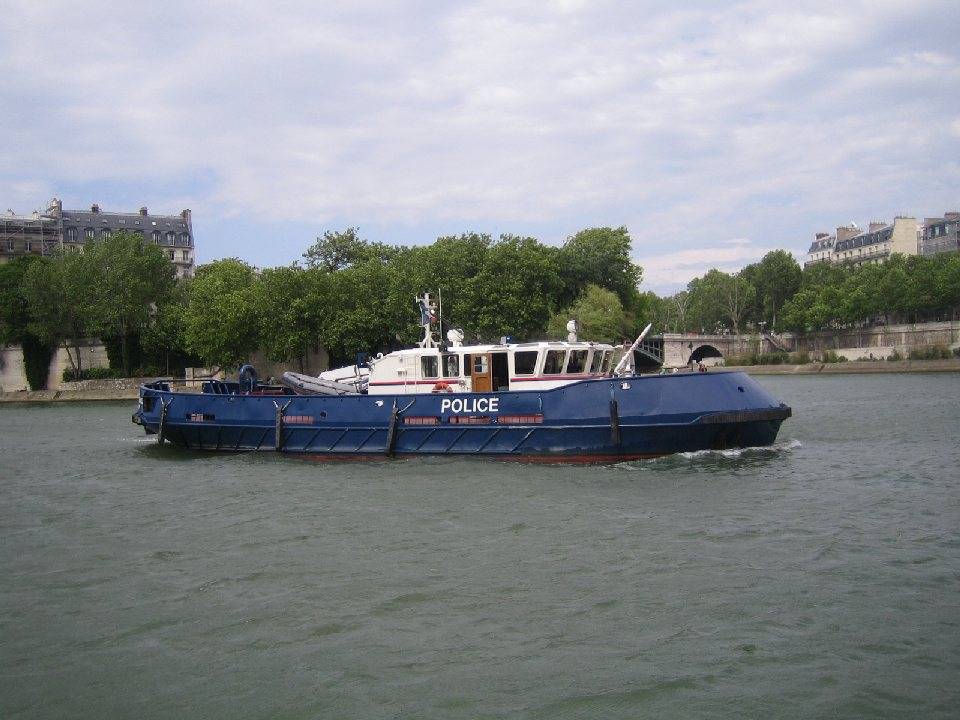 Remorqueur fluvial
