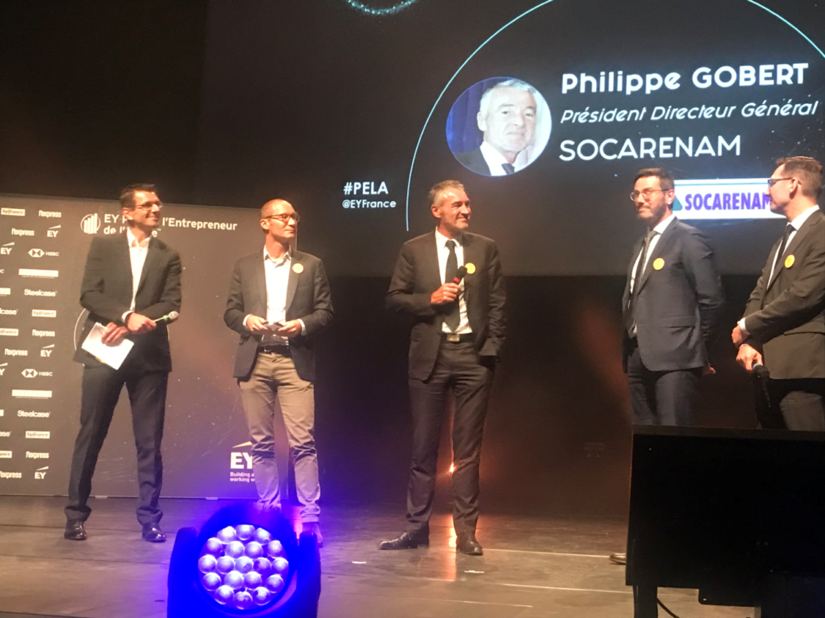 Récompense aux trophées de l’entrepreneur