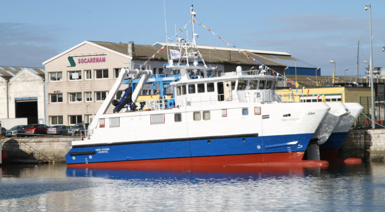 Navires de servitude hydrographiques