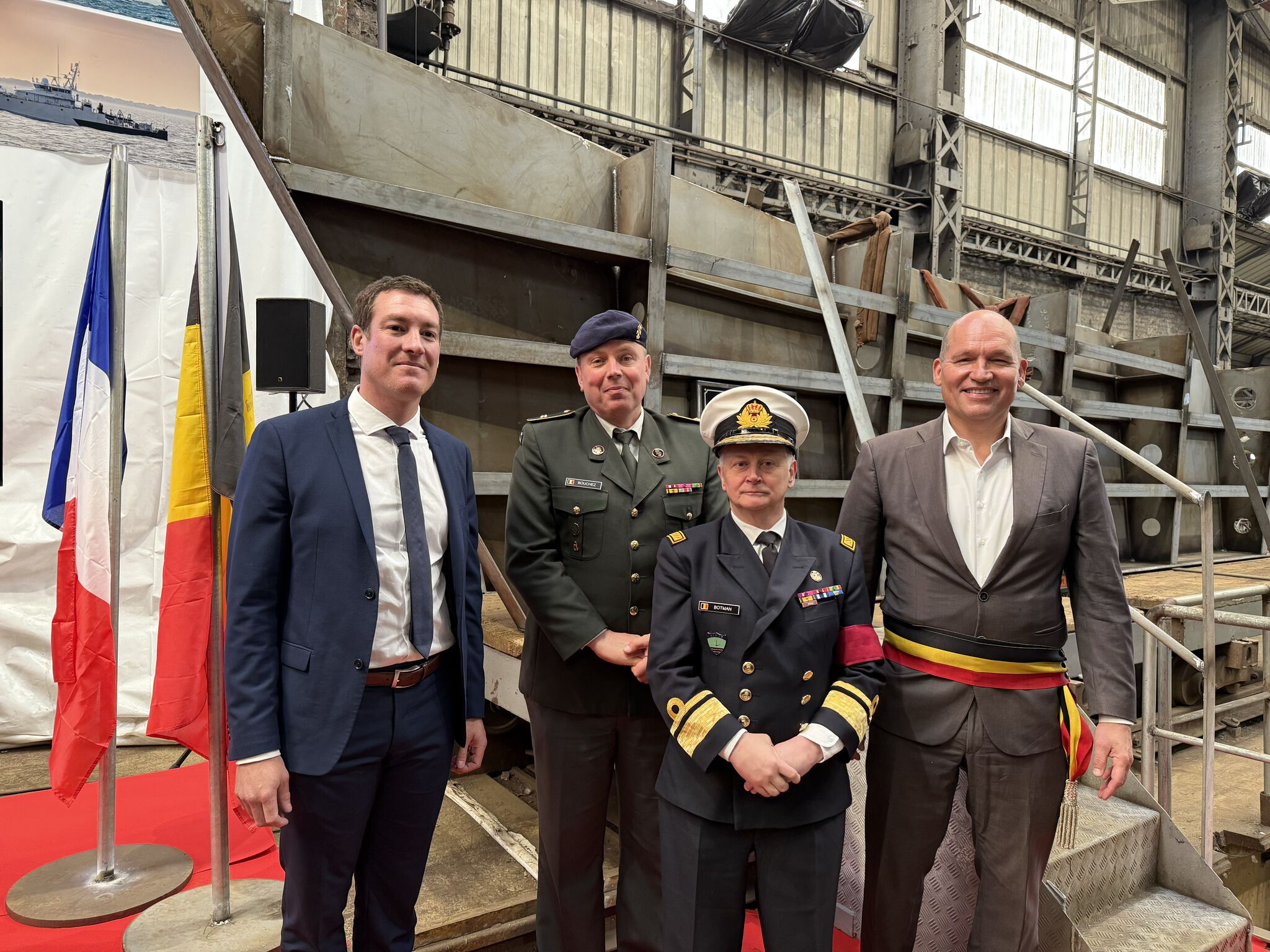 Cérémonie de pose de la quille du Patrouilleur VEGA